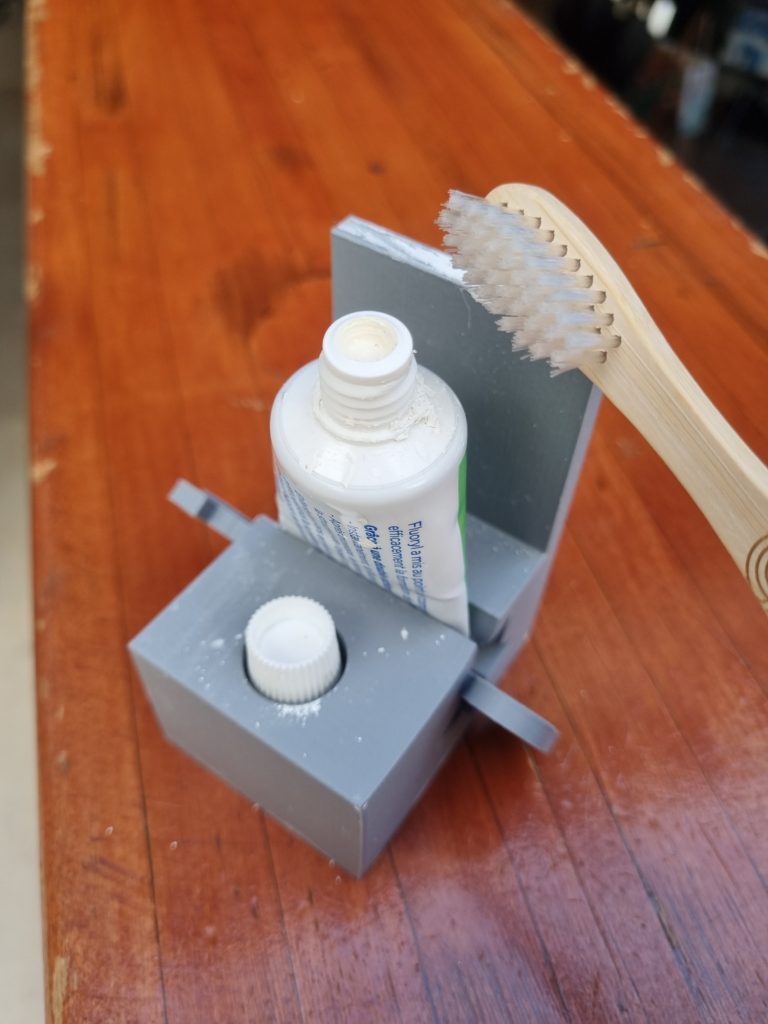 Distributeur de dentifrice